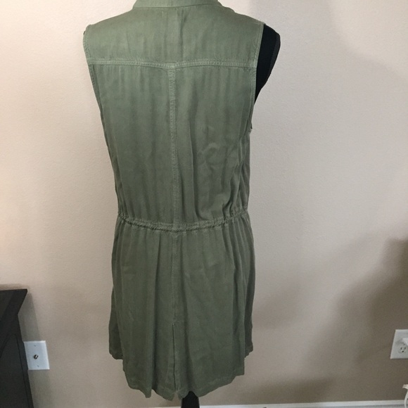 Kyla Seo olive front zip dress Small NWT - Picture 4 of 7